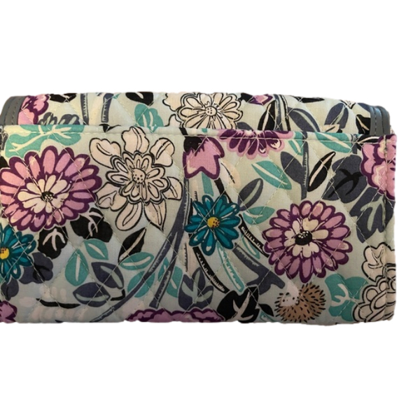 Vera Bradley wallet - Picture 5 of 11